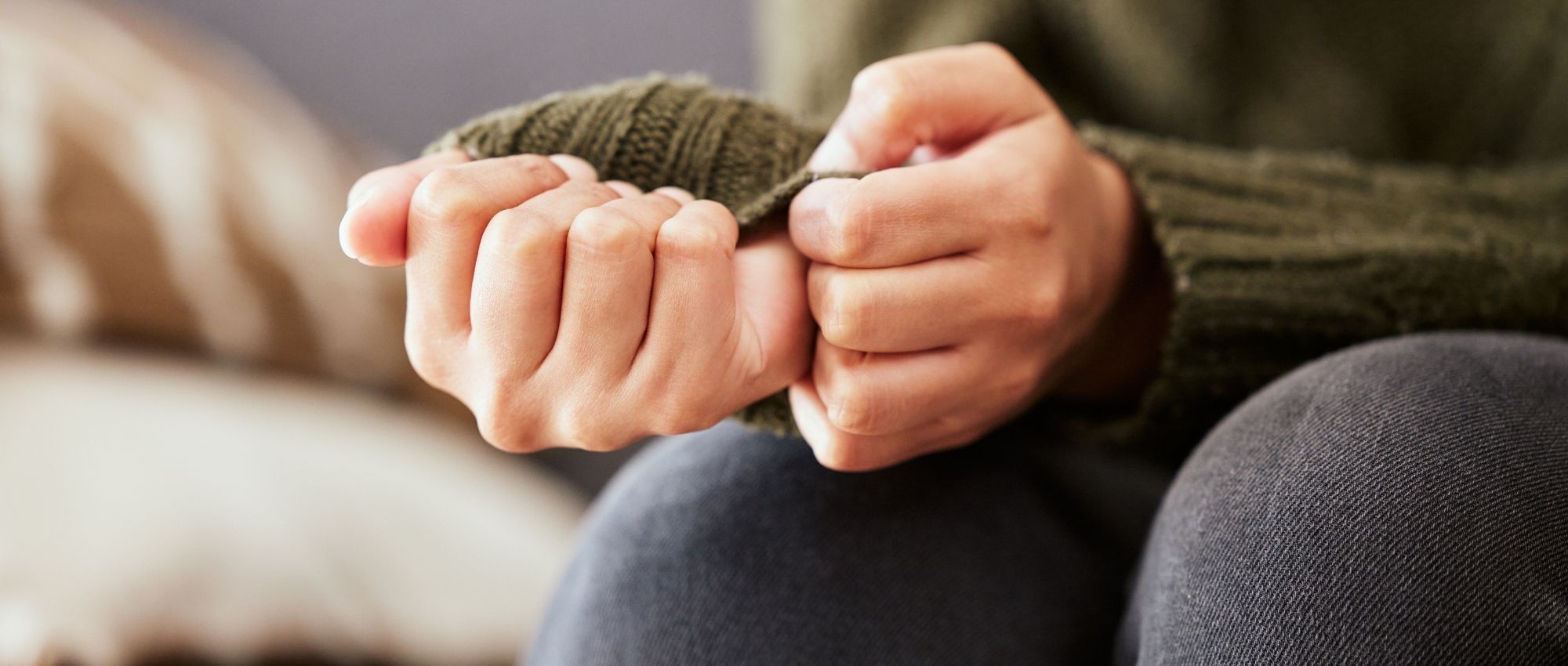 A woman getting outpatient trauma-informed therapy at Luna Recovery for Women in North Andover, MA.